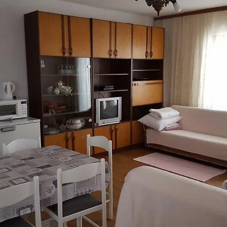 Apartament Mico